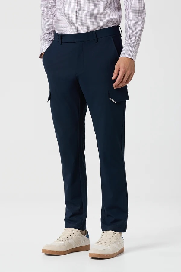 Pantalón Cargo de Tejido Técnico azul marino